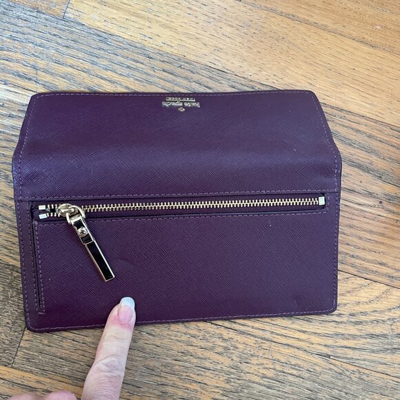 Kate Spade Large bi- Fold wallet in Deep Plum - Picture 3 of 8